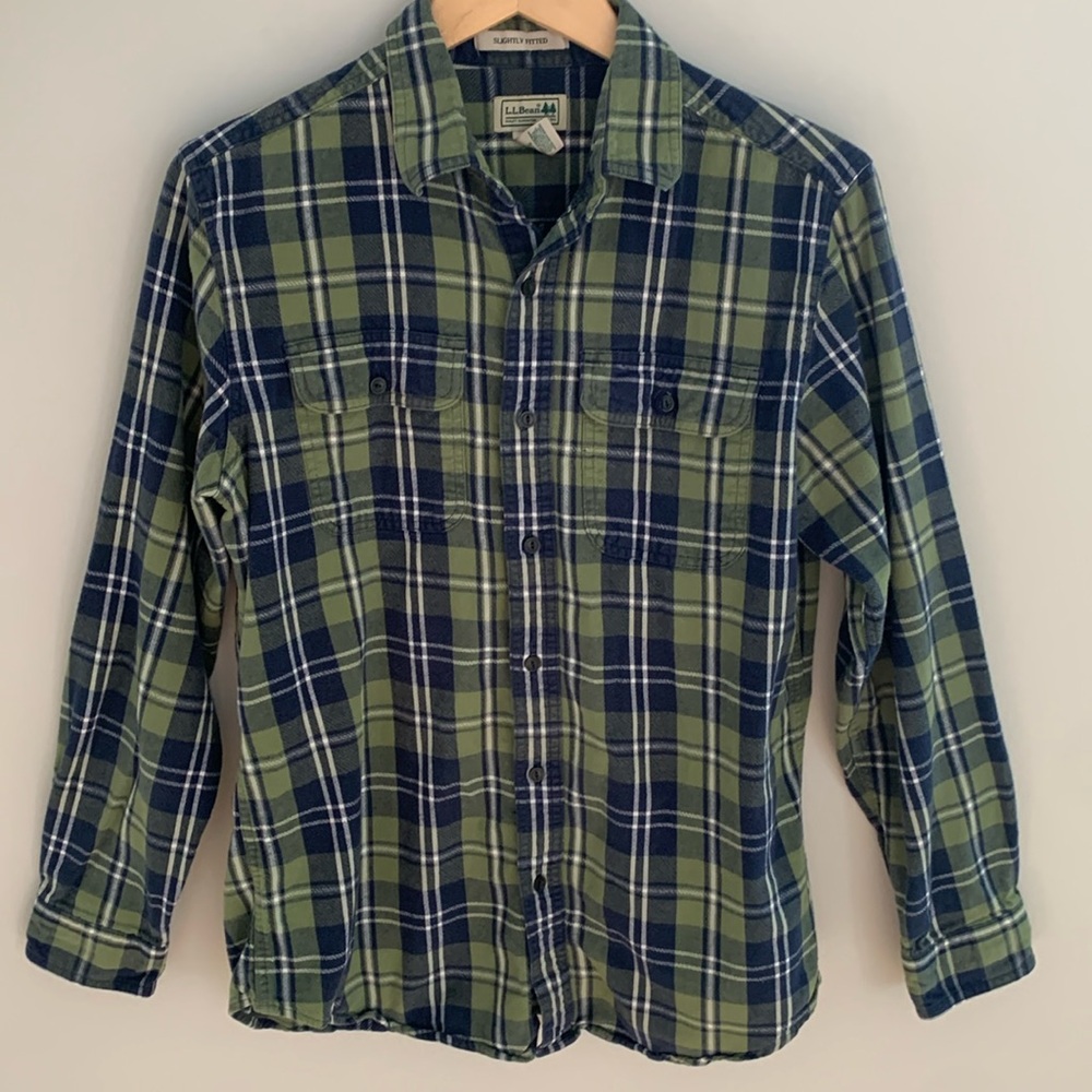 LL Bean Men’s Slightly Fitted Cotton Flannel Plaid Button Up Shirt Size Medium